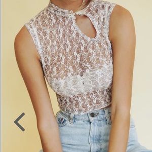 NY Street Style Lace Top// Cream